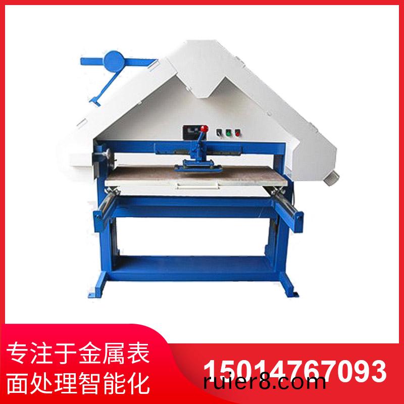 滑(hua)軌(gui)式三角(jiao)拉絲機