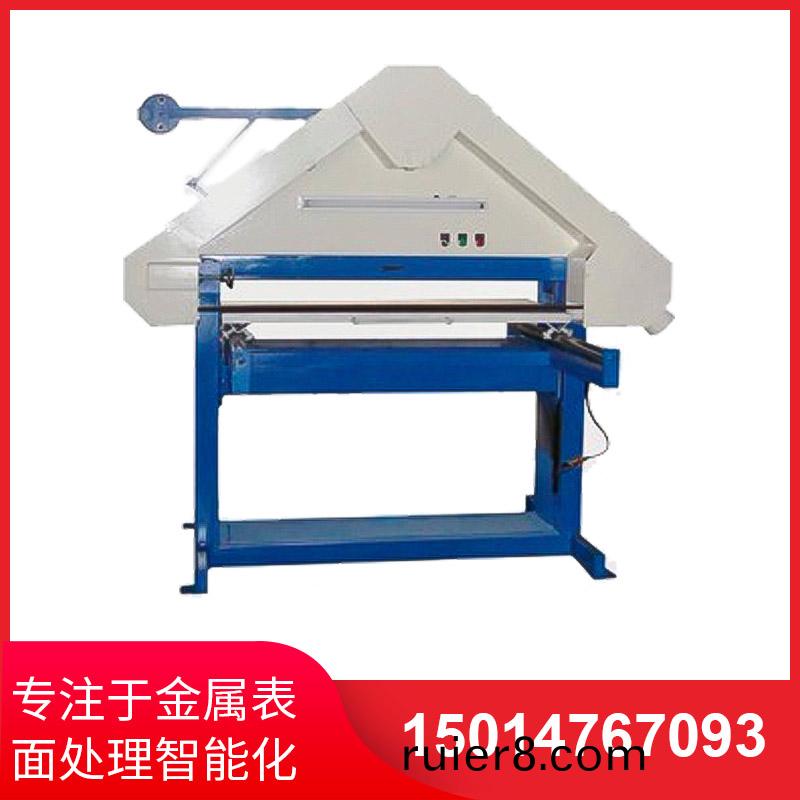 三(san)角平(ping)麵拉(la)絲(si)機